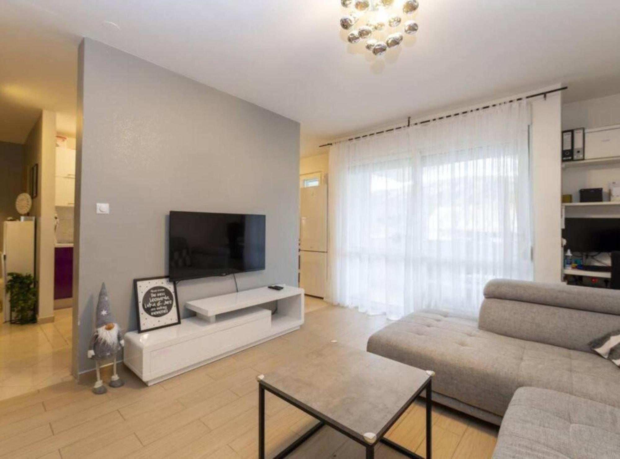 Zrmanja Canyon Apartment โอเบรอควาซ ภายนอก รูปภาพ